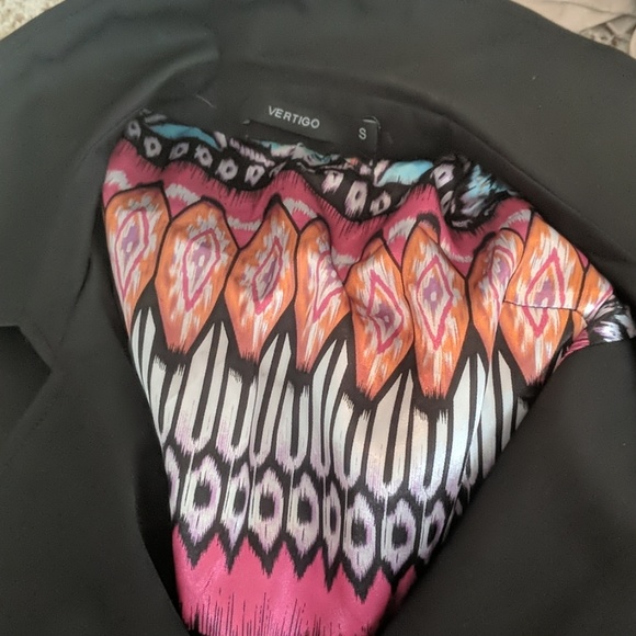 VERTIGO BLACK TRENCH COAT SMALL - Picture 5 of 6